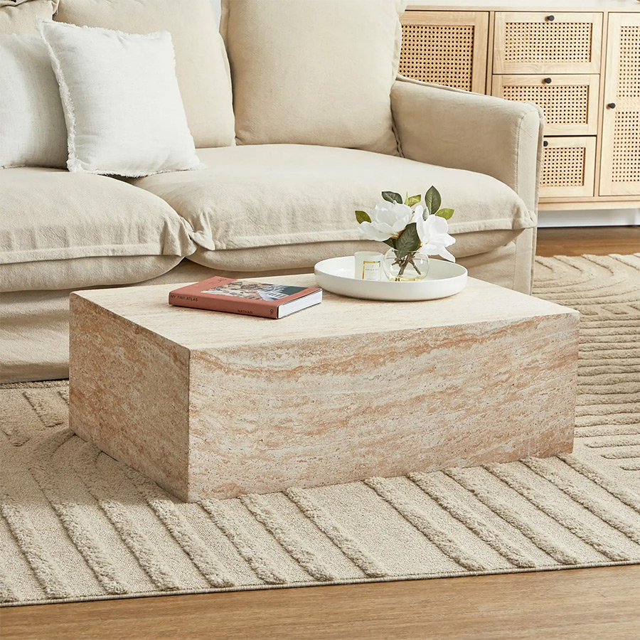 quadratischer Couchtisch