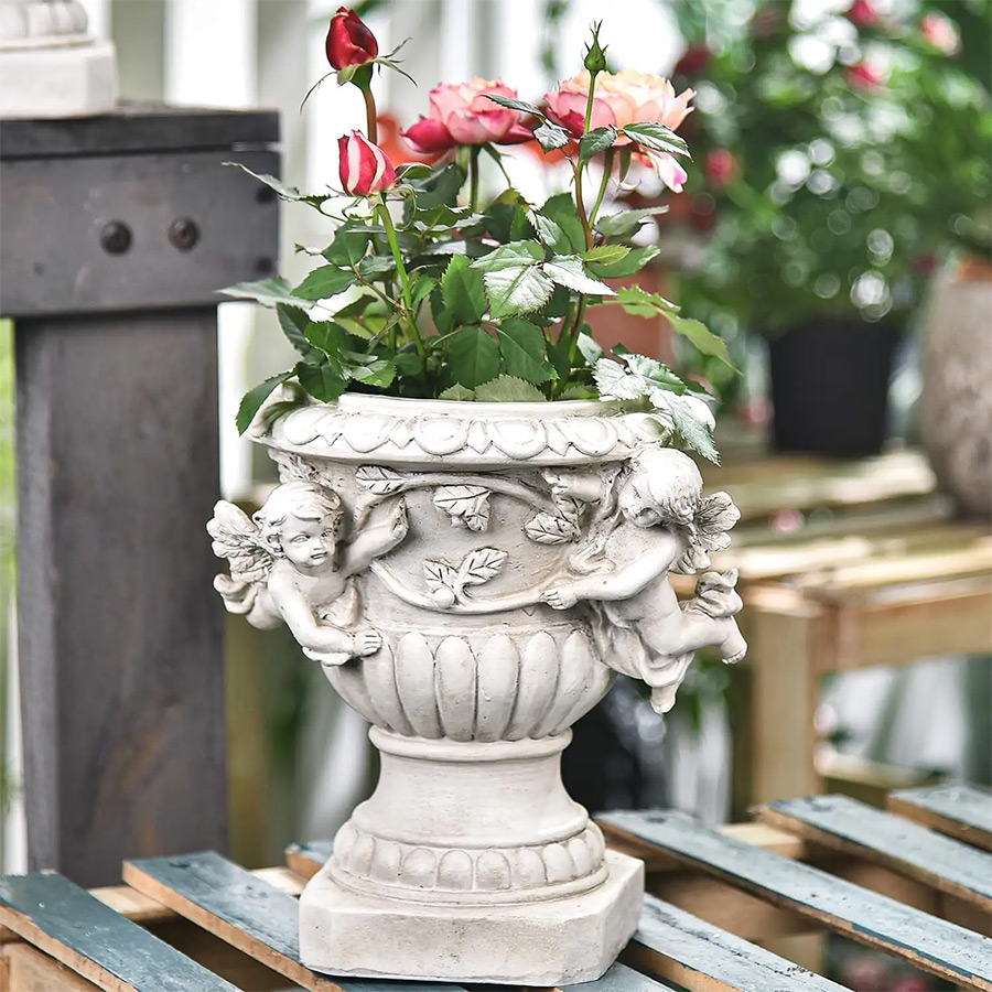 Garten-Cherub-Engel-Pflanzgefäße